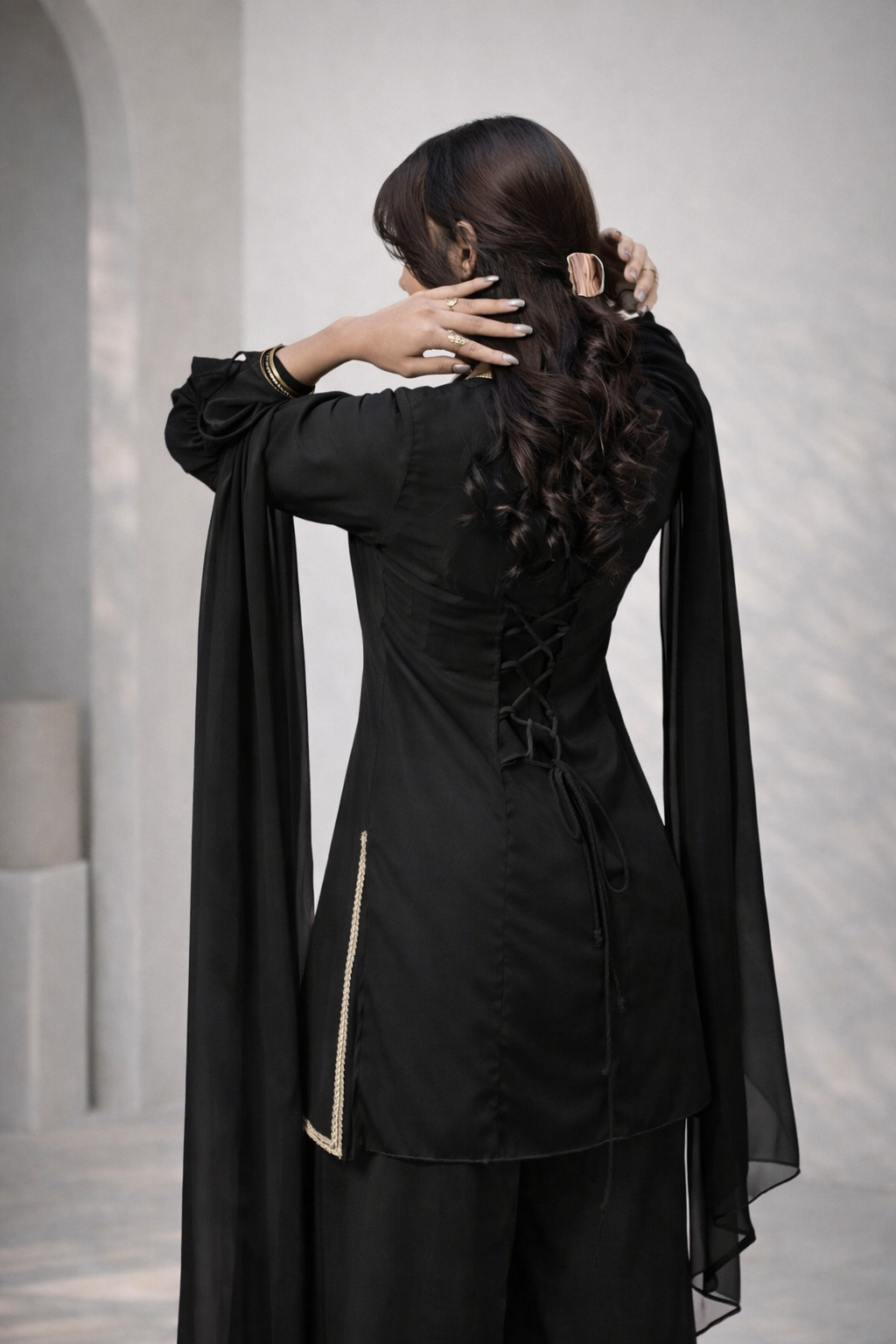 Retro Noir 3-Piece Kurti